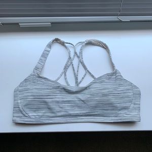Lululemon Free to be ___ bra